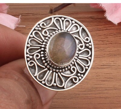 Solid Natural Labradorite Top Quality Gemstone 925 Sterling Silver Ring / Oval Shape Cabochon Leaf Designer Ring / Women Weddings Gifts For Him