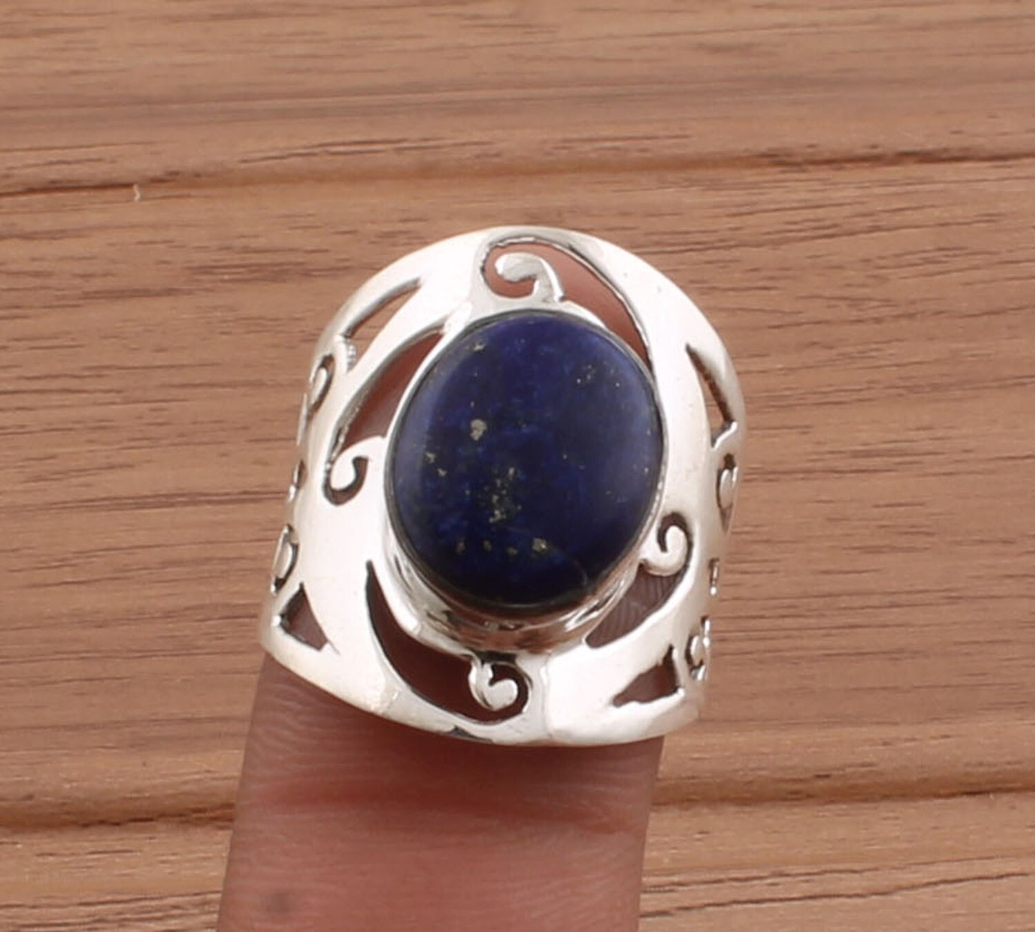 Amazing Solid Natural Lapis Lazuli Top Quality Gemstone Ring / Cabochon Oval Stone 925 Sterling Silver Designer Ring /  Antique Silver Ring / Women Weddings Gifts For Him