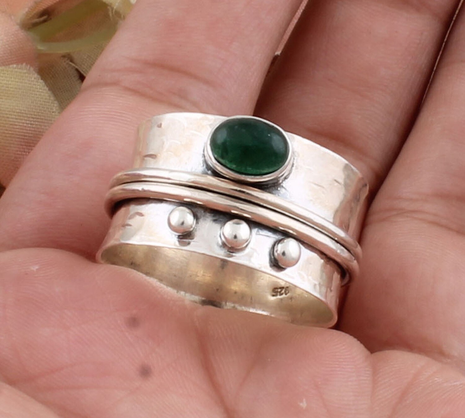 925 Sterling Silver Green Jade Spinner Ring - Hand Carved Oval Shape Gemstone Spinner Band Ring - Handmade Jewelry - Women Jewelry - Gift For Him