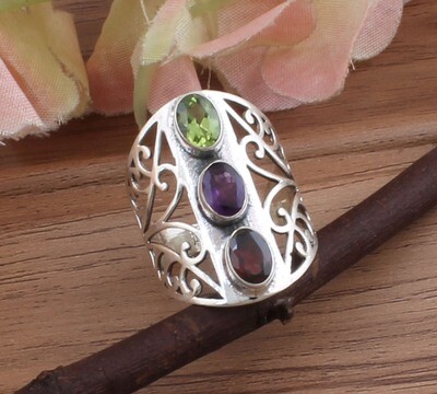 AAA+Quality Leaf Natural Peridot &amp; Amethyst Gemstone Ring - Garnet Three Stone Ring - Women Gifted Ring - Oval Stone Ring, 925 Sterling Silver Ring, Best Gifts Item Ring,