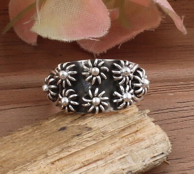 Beautiful Flowers 925 Sterling Solid Silver Band Ring / AAA Quality Boho Ring / Antique Designer Silver Ring / Thumb Ring For Women Weddings Gifts Him
