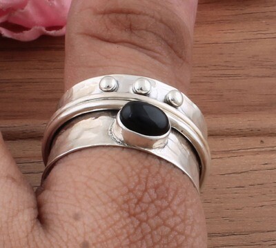 Amazing Natural Black Onyx Gemstone 925 Sterling Silver Ring / Oval Shape Cabochon Designer Spinner Band Ring / Girlfriends Gifts For Him