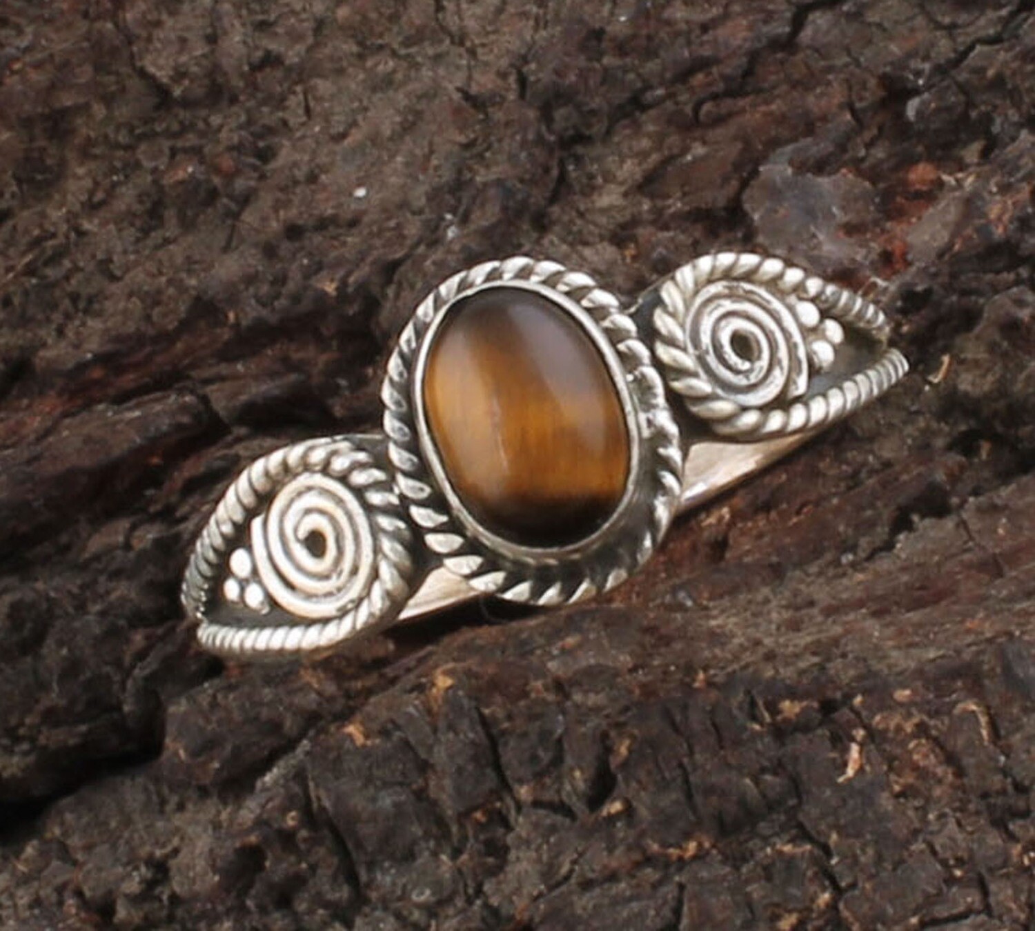 Beautiful Tiger Eye Solid 925 Sterling Silver Gemstone Ring - Oval Shape Tiger Eye Semi Precious Ring - Middle Finger Top Rare Stone Ring For Women Gifts Him