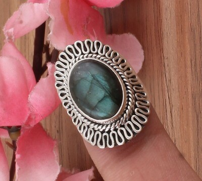 AAA+Quality Natural Labradorite Gemstone Solid 925 Sterling Silver Ring | Oval Blue Fire Stone Handmade Jewelry | Women Wedding Jewelry | Anniversary Gifts For Him