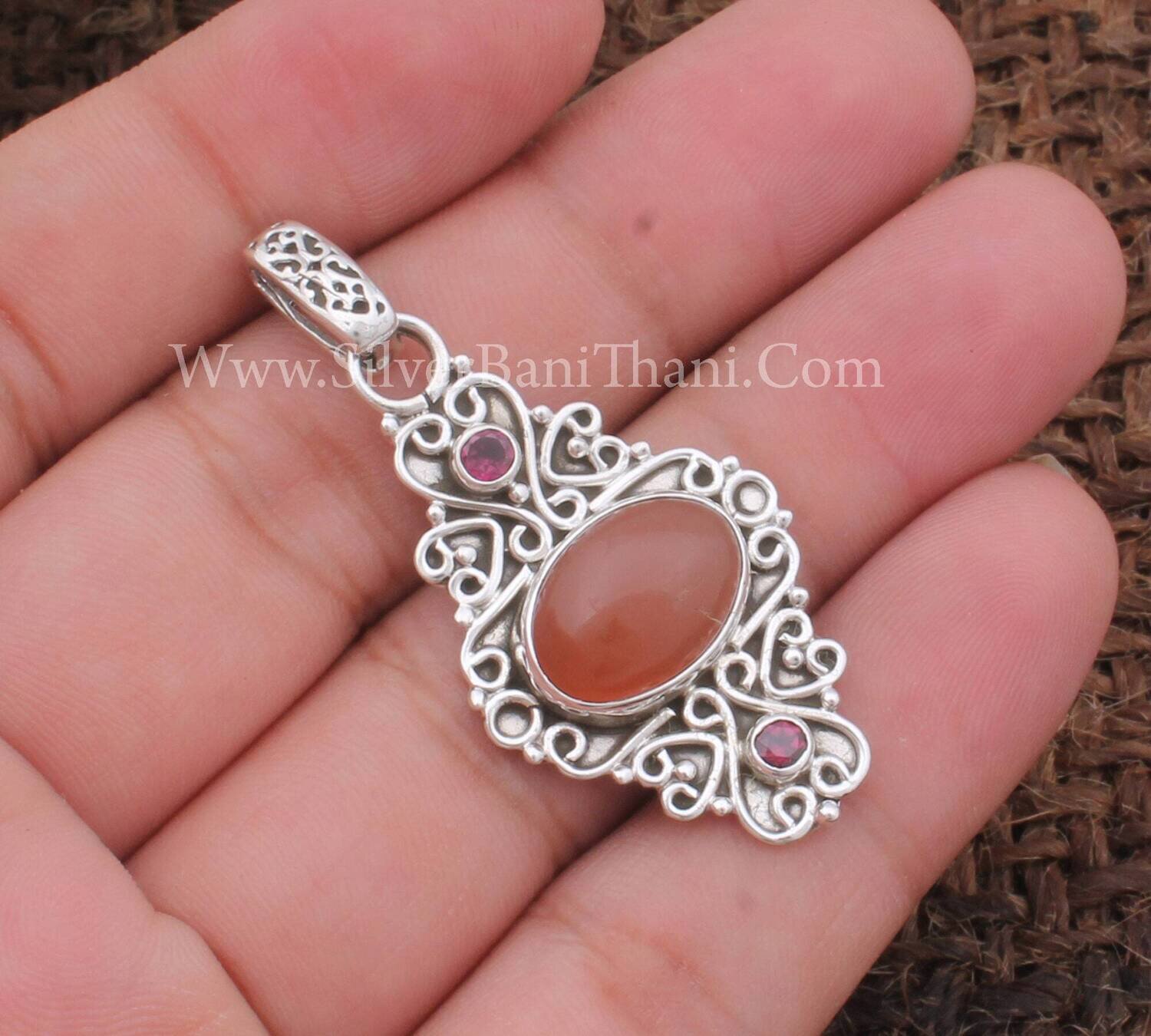 Rhodolite Garnet &amp; Red Onyx Gemstone Silver Necklace Pendant For Women 925 Sterling Silver Handmade Designer Silver Pendant Gift For Her