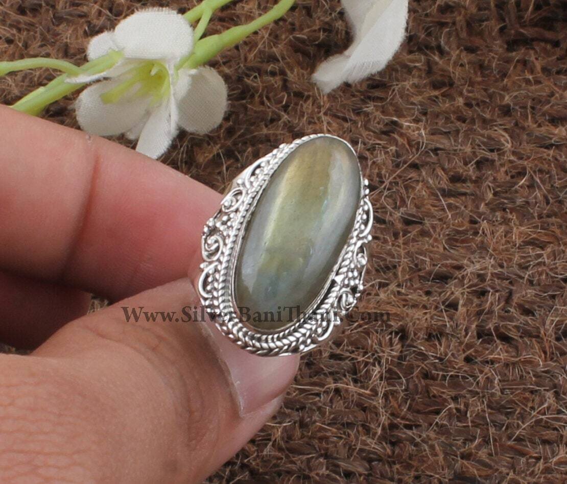 Labradorite Oval Shape Gemstone Silver Ring | Solid 925 Sterling Silver Ring | Designer Handmade Women Wedding Jewelry | Gift Idea