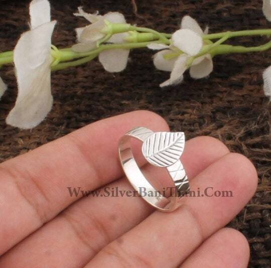 Leaf Design Band Ring-Silver Ring-Handmade Ring-Solid Silver Ring-Semi Precious Band Ring-Silver Jewelry-Women's Gift Item Ring-Sister Gift