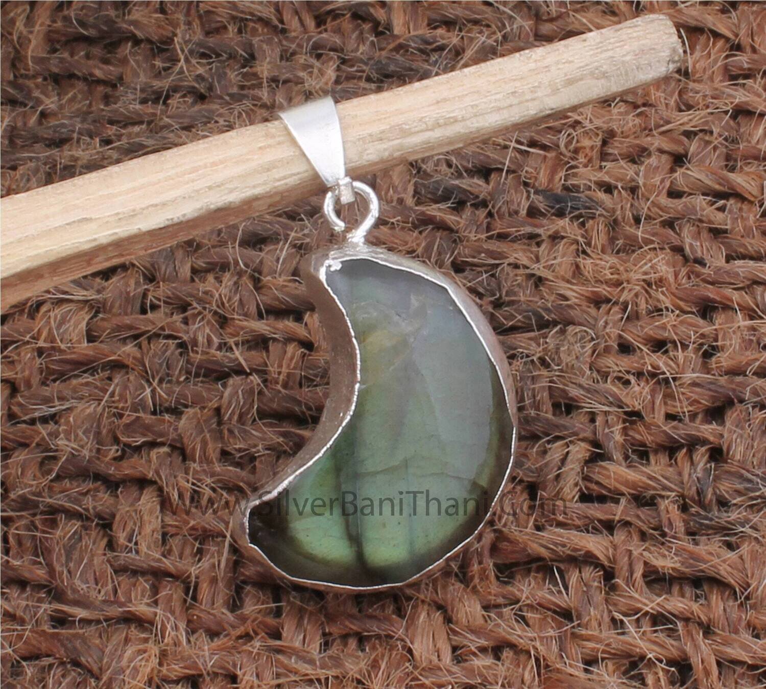Labradorite Gemstone Silver Necklace Pendant | 925 Sterling Silver Oval Shape Pendant | Designer Handmade Bridal Wedding Jewelry l Gift Idea