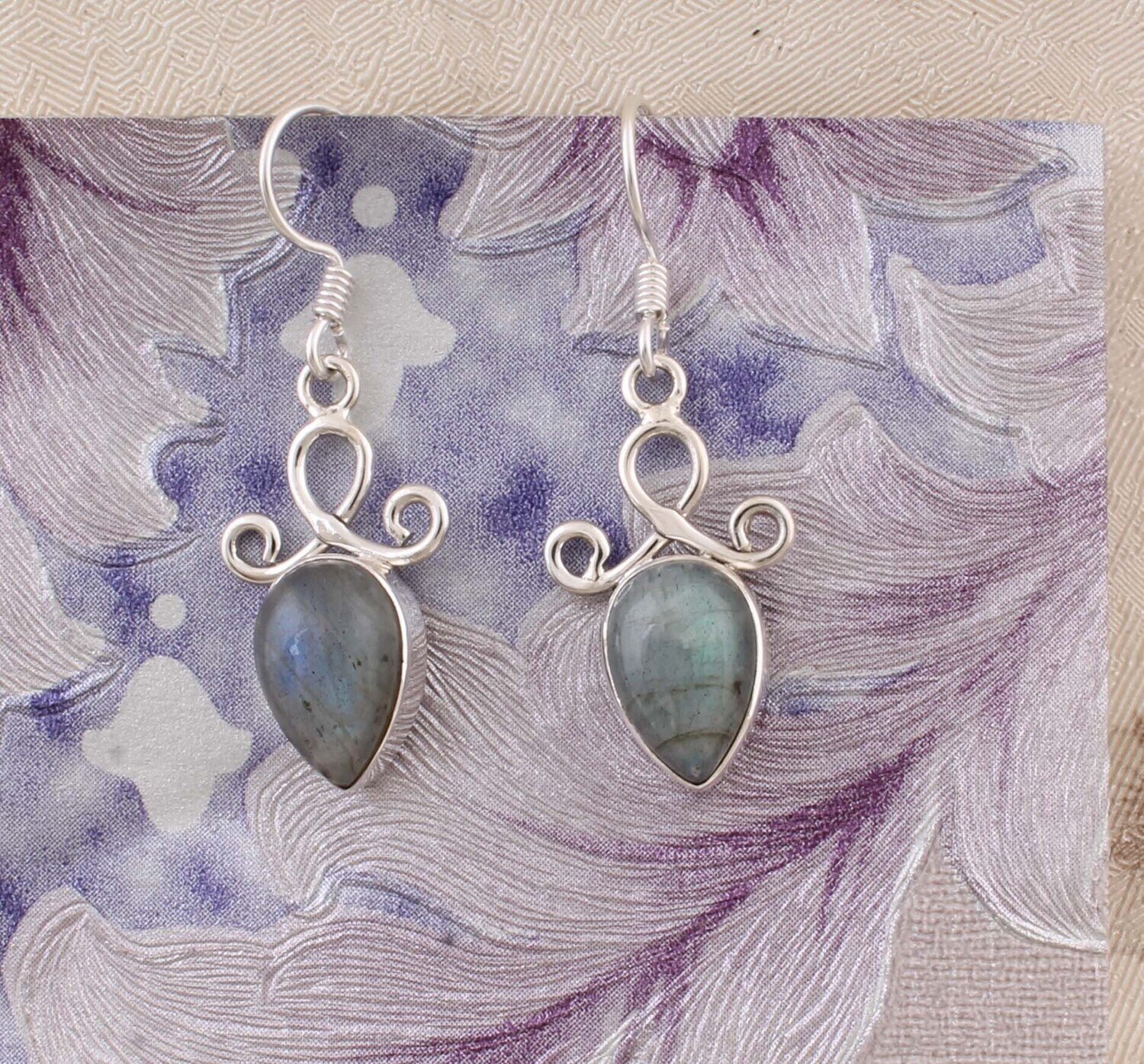 Natural Labradorite AAA+Quality Gemstone Earring Cabochon Fire Stone Boho Earring 925-Antique Silver Earring,Wedding Earring Gift For Her