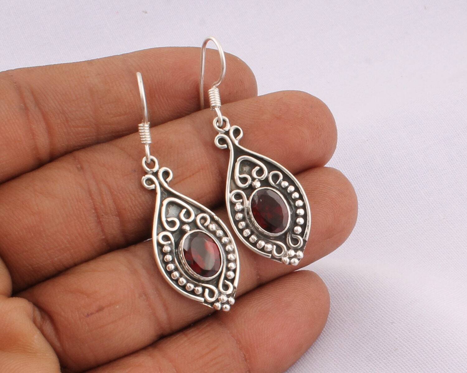 925 Sterling Silver Red Garnet Gemstone Earring, Cut Stone Designer Earring, Handmade Jewelry Gift For her, Christmas GiftBirthstone