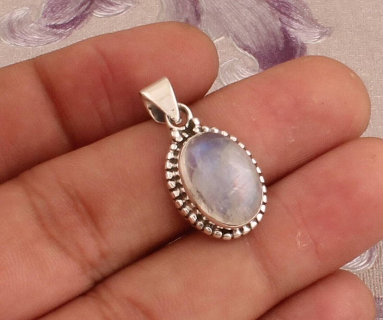 Rainbow Moonstone Silver Pendant, 925 Sterling Silver Pendant, Oval Shape Gemstone Pendant, Designer Pendant, Handmade Pendant, Women Weddings Gift Idea