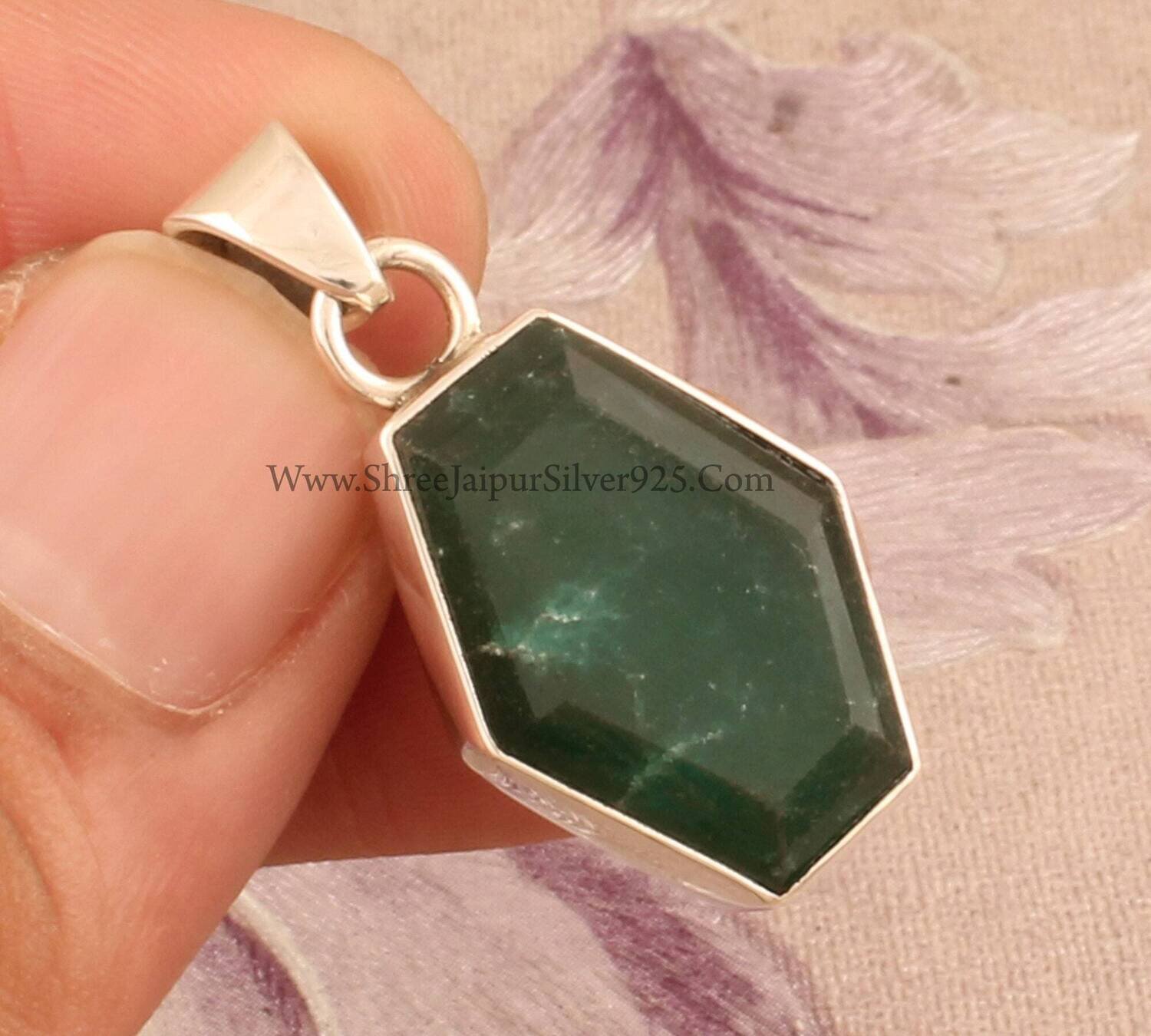 925 Sterling Silver Pendant For Women, Emerald Hexagon Shape Pendant Necklace, Designer Handmade Gemstone Necklace, Women Jewelry Gift Idea