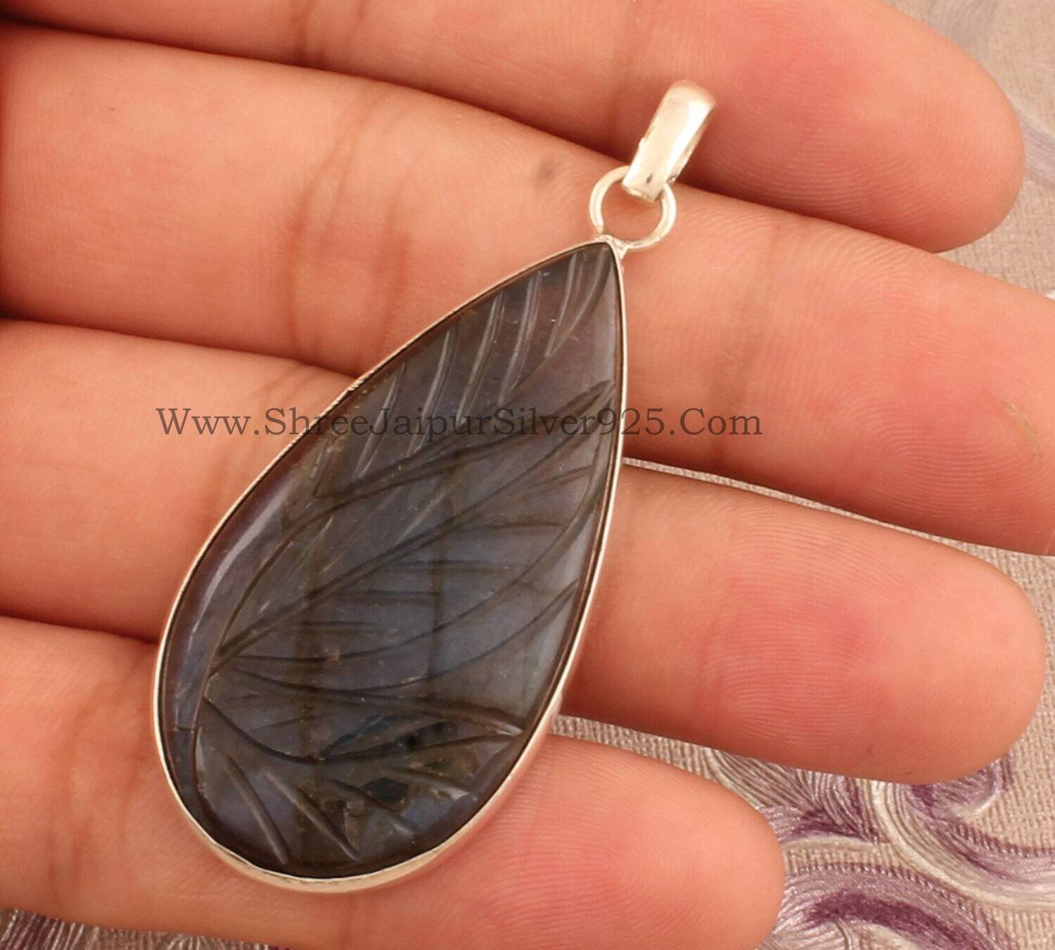 Hand Engraved Natural Labradorite Solid 925 Sterling Silver Necklace Pendant For Women, Handmade Carved Stone Pendant For Anniversary Gift