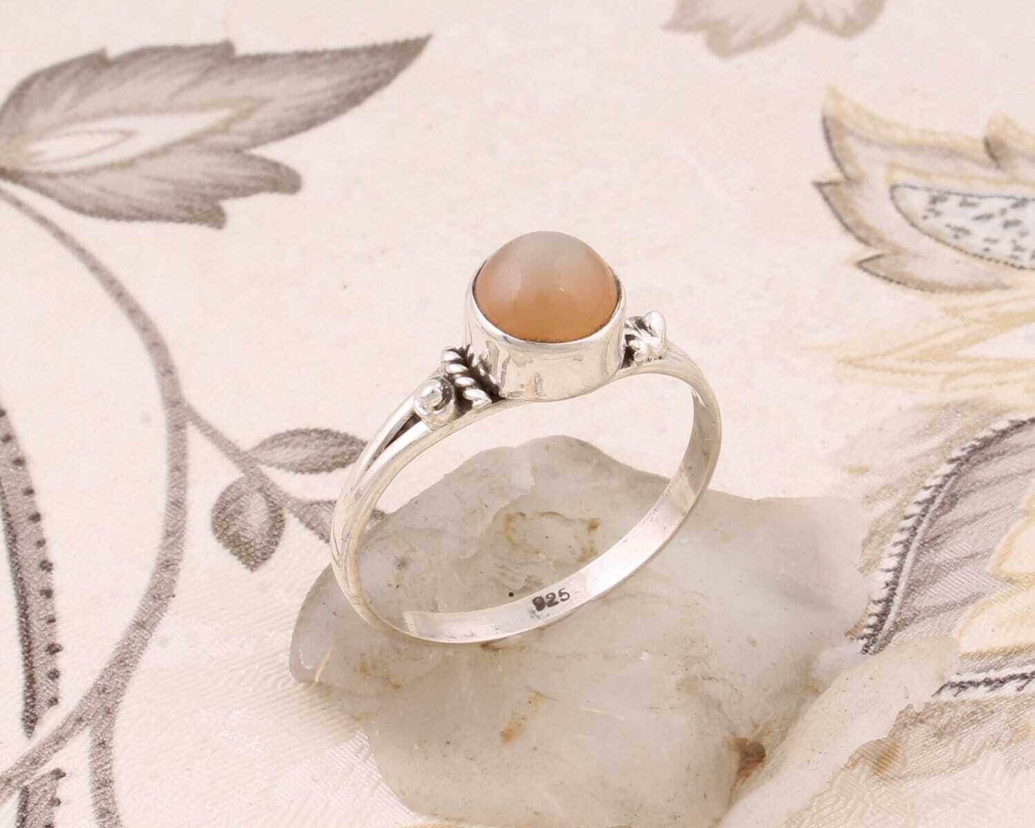 Solid 925-Sterling Silver Ring With Scapolite Gemstone Ring Cabochon Top Rare Stone Boho Ring Handcrafted Charm Ring-Ring Finger Ring