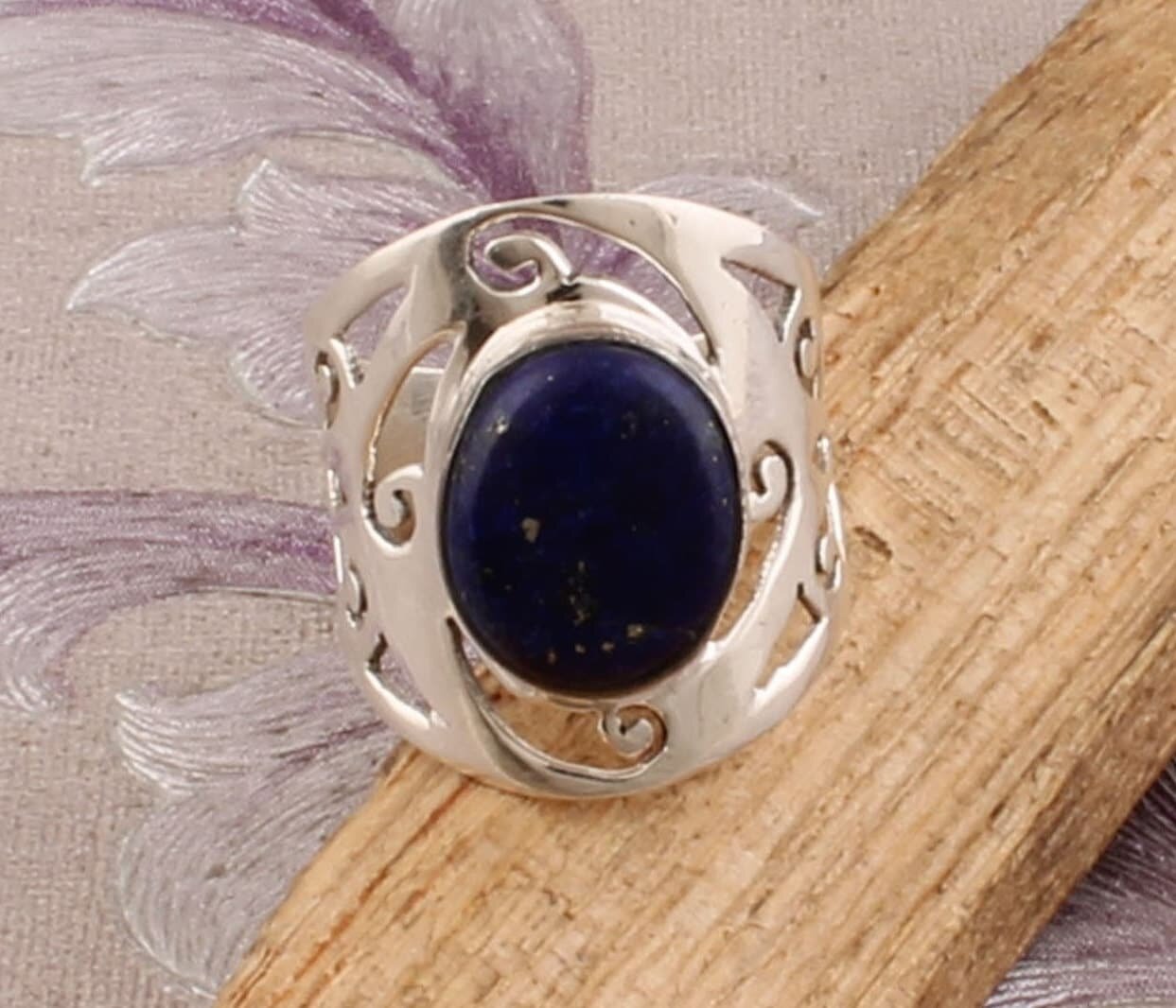 Beautiful Natural Lapis Gemstone Ring 925 Sterling Solid Silver Ring,Top Quality Cabochon Oval Ring,Middle Finger Ring,Gift For Her