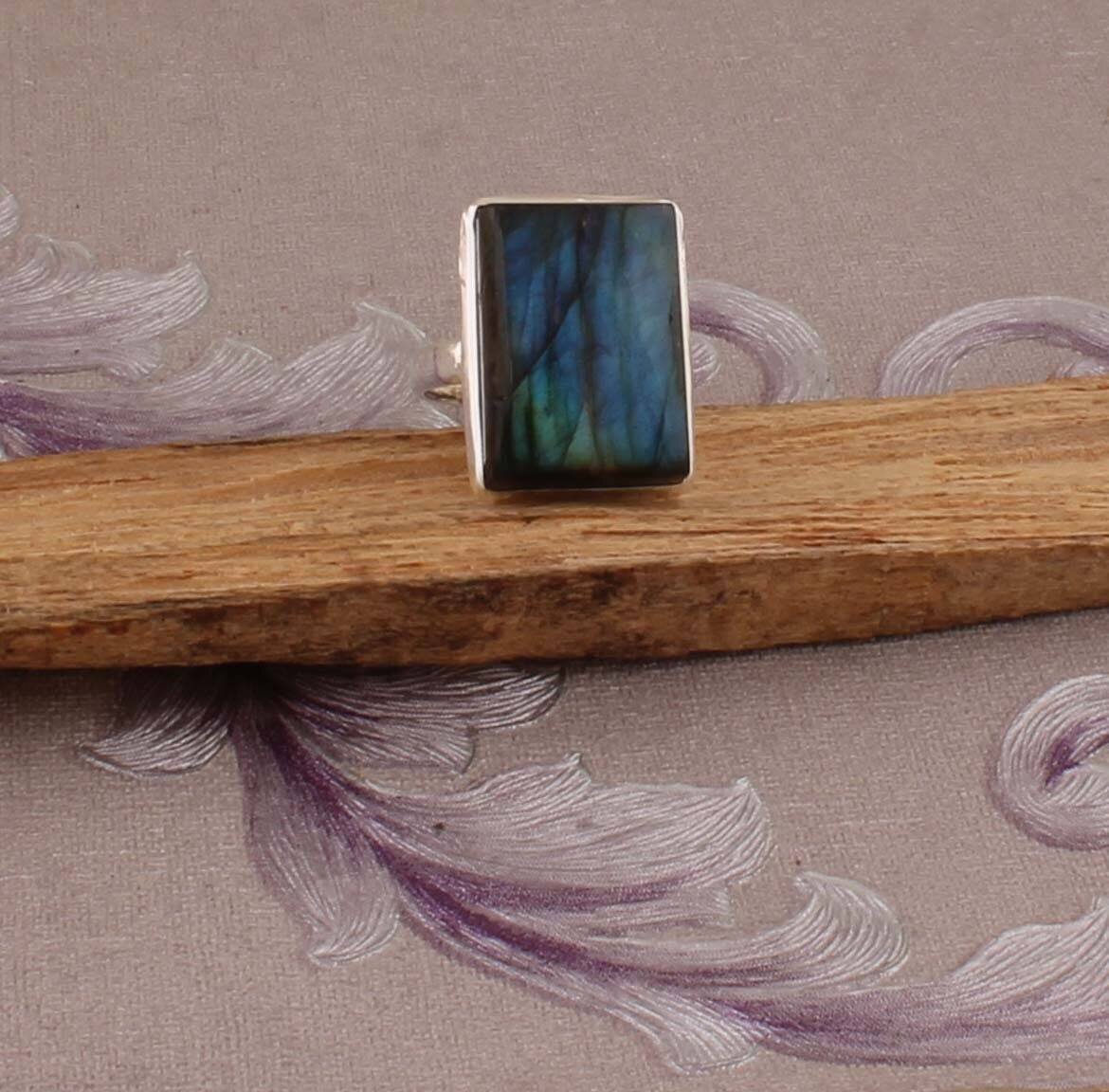 Labradorite Top Quality Gemstone Ring Baguette Shape,With Cabochon Fire Stone Ring 925-Antique Silver Ring Middle Finger Ring Gift For Her