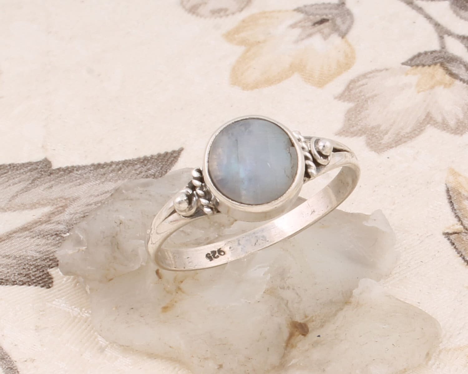 Ring Finger Ring With Natural Rainbow Moonstone AAA+Quality Gemstone Ring Blue Fire Stone Boho Ring 925-Sterling Solid Silver Ring L# 281952