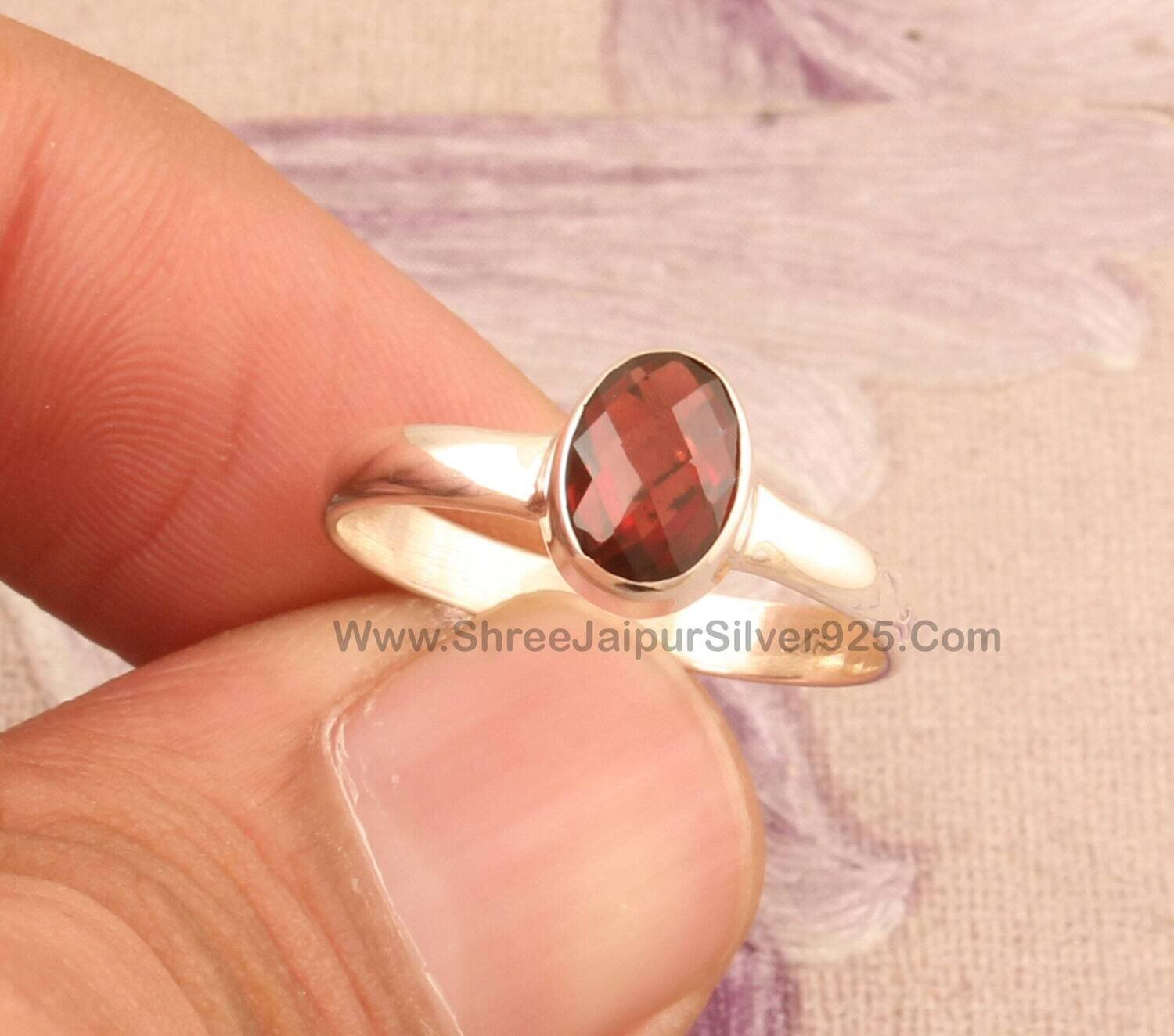 Natural Red Garnet Oval Shape Faceted Cut Gemstone Silver Ring, 925 Starling Silver Handmade Designer ring, Engagement Ring, Gift For Girls
