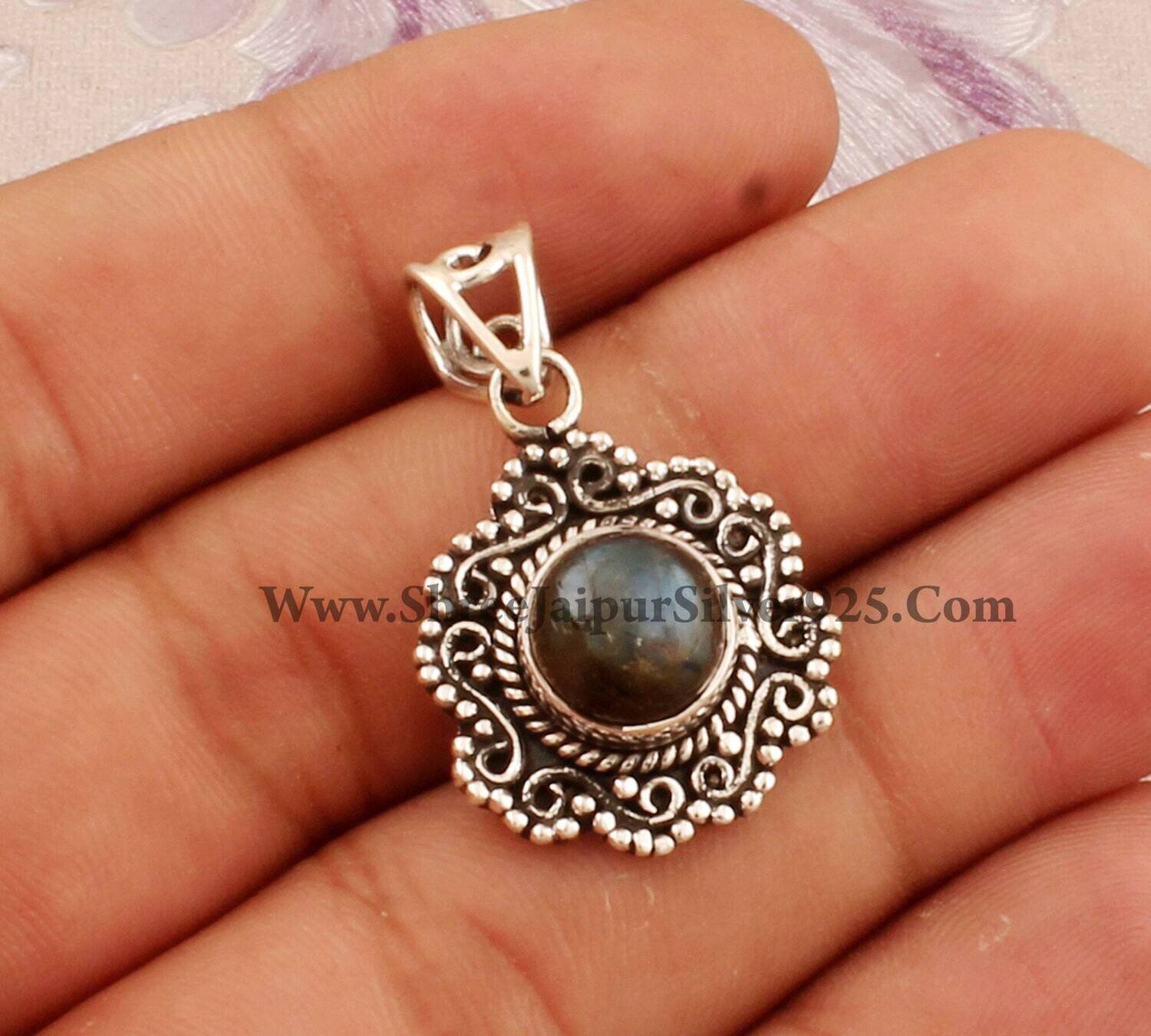 Natural Labradorite Boho 925 Sterling Silver Necklace Pendant For Women, Labradorite Round Gemstone Flower Silver Pendant For Wedding Gift