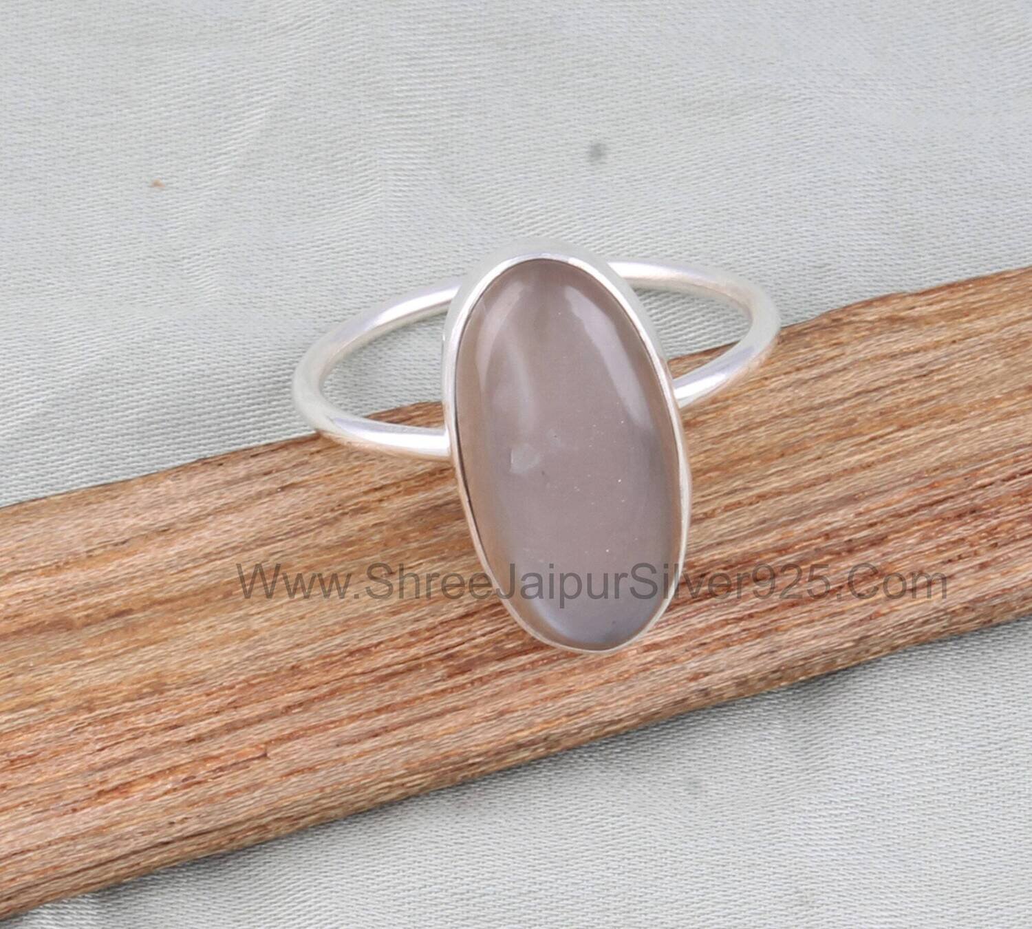 Natural Gray Moonstone Oval Gemstone Solid 925 Sterling Silver Ring For Women Handmade Oval Moonstone Ring For Wedding Anniversary Gift Idea