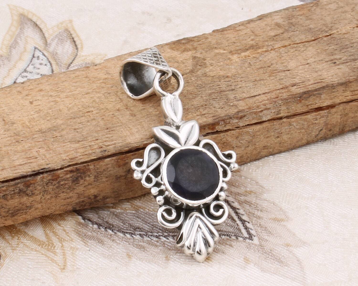 Simple Round Shape Pendant Solid 925-Sterling Silver Pendant With Natural Smokey AAA+Quality Gemstone Pendant Cut Stone Boho Pendant