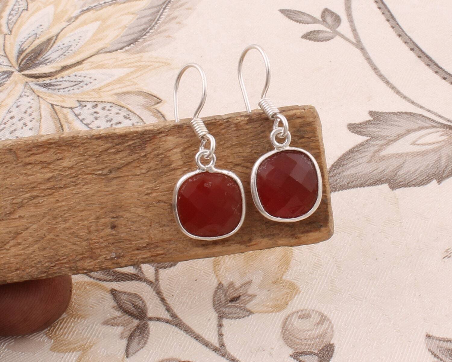 Gift For You ! Solid 925-Silver Sterling Earring With Natural Red Onyx Gemstone Earring Cut Stone Boho Earring Handcrafted Charm Earring