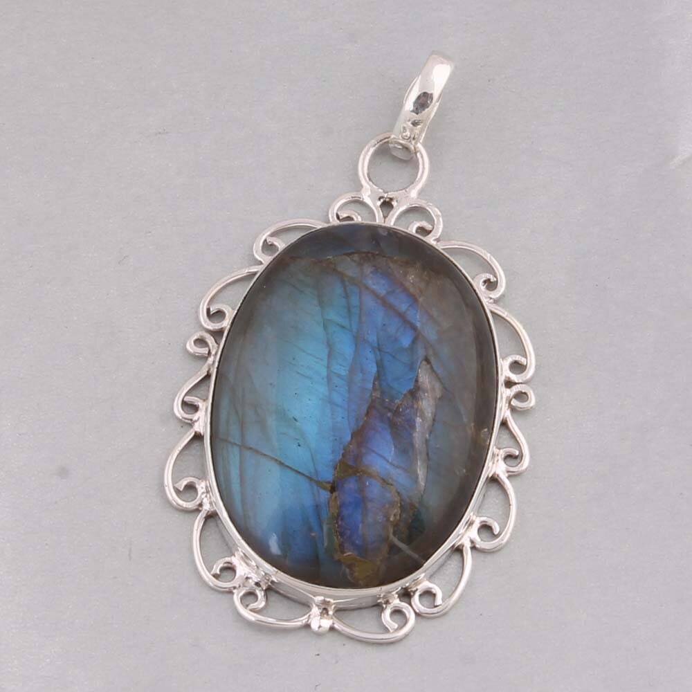 Labradorite Pendant, Sterling Silver Pendant, Labradorite Gemstone Pendant, Labradorite Jewelry, Boho Pendant, 925 sterling Antique Silver