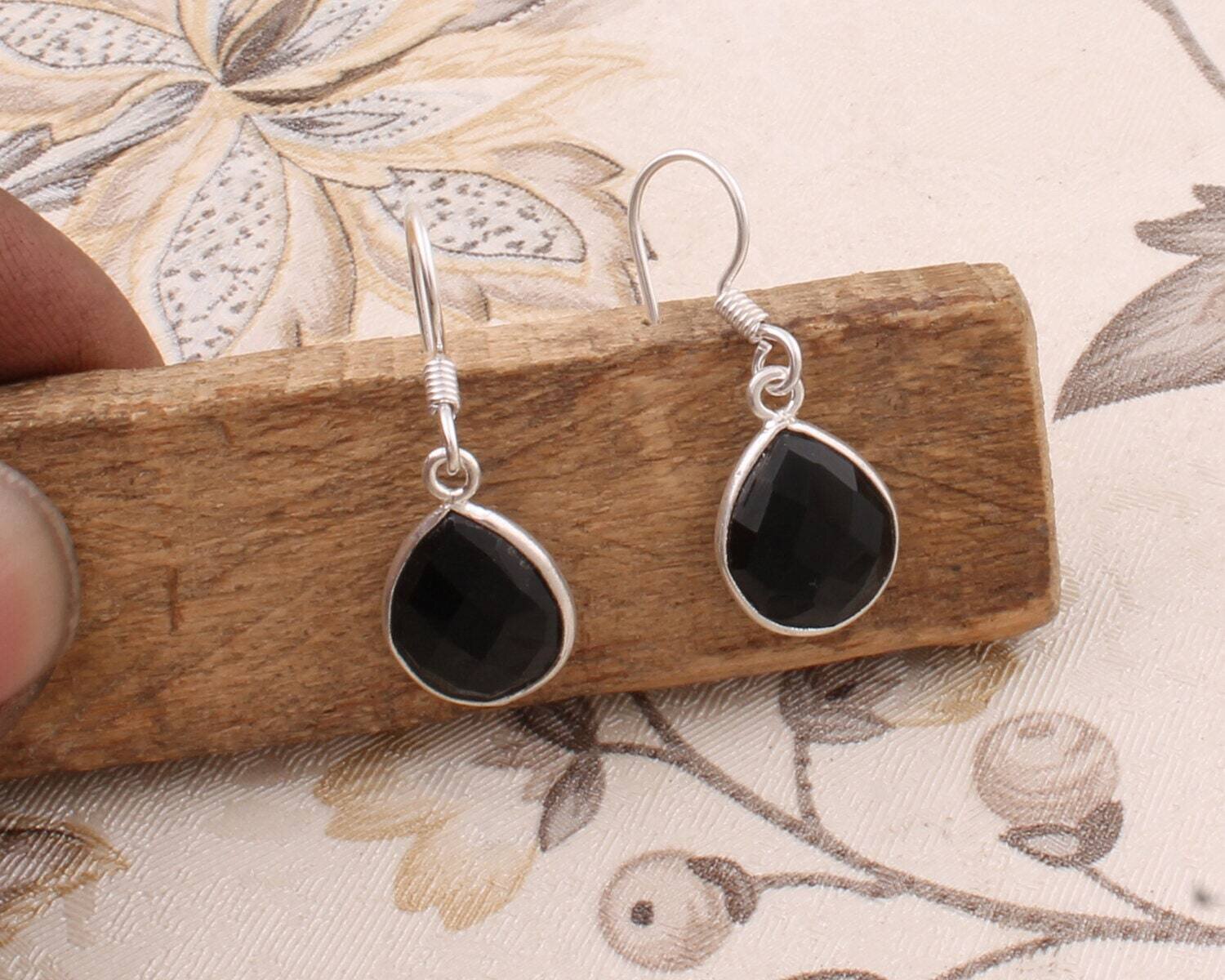 Gift For You ! Solid 925 Sterling Solid Silver Earring With Natural Black Onyx Top Quality Gemstone Earring Handcrafted Boho Earring Charm