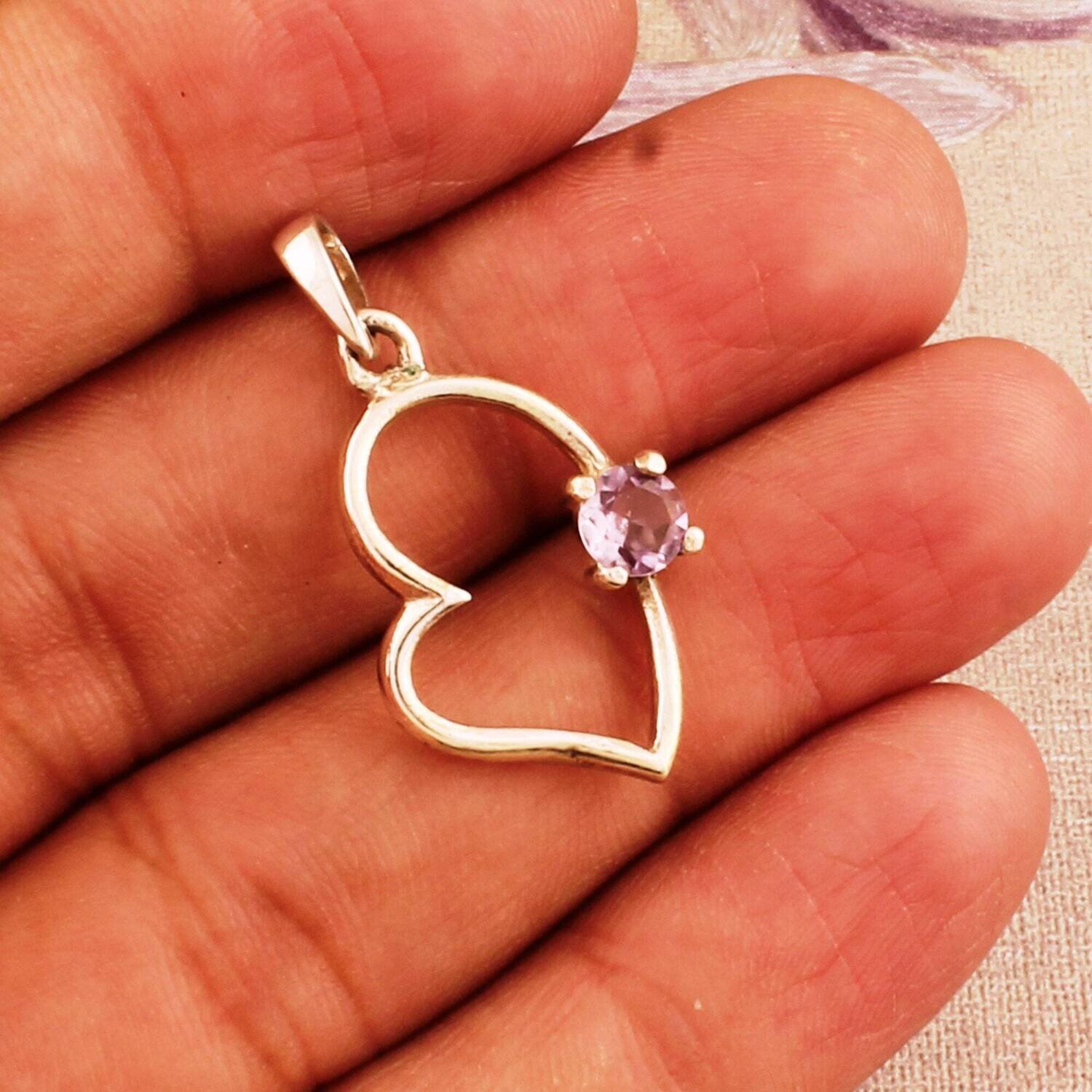 925 sterling silver amethyst gemstone heart shape pendent Antique Silver