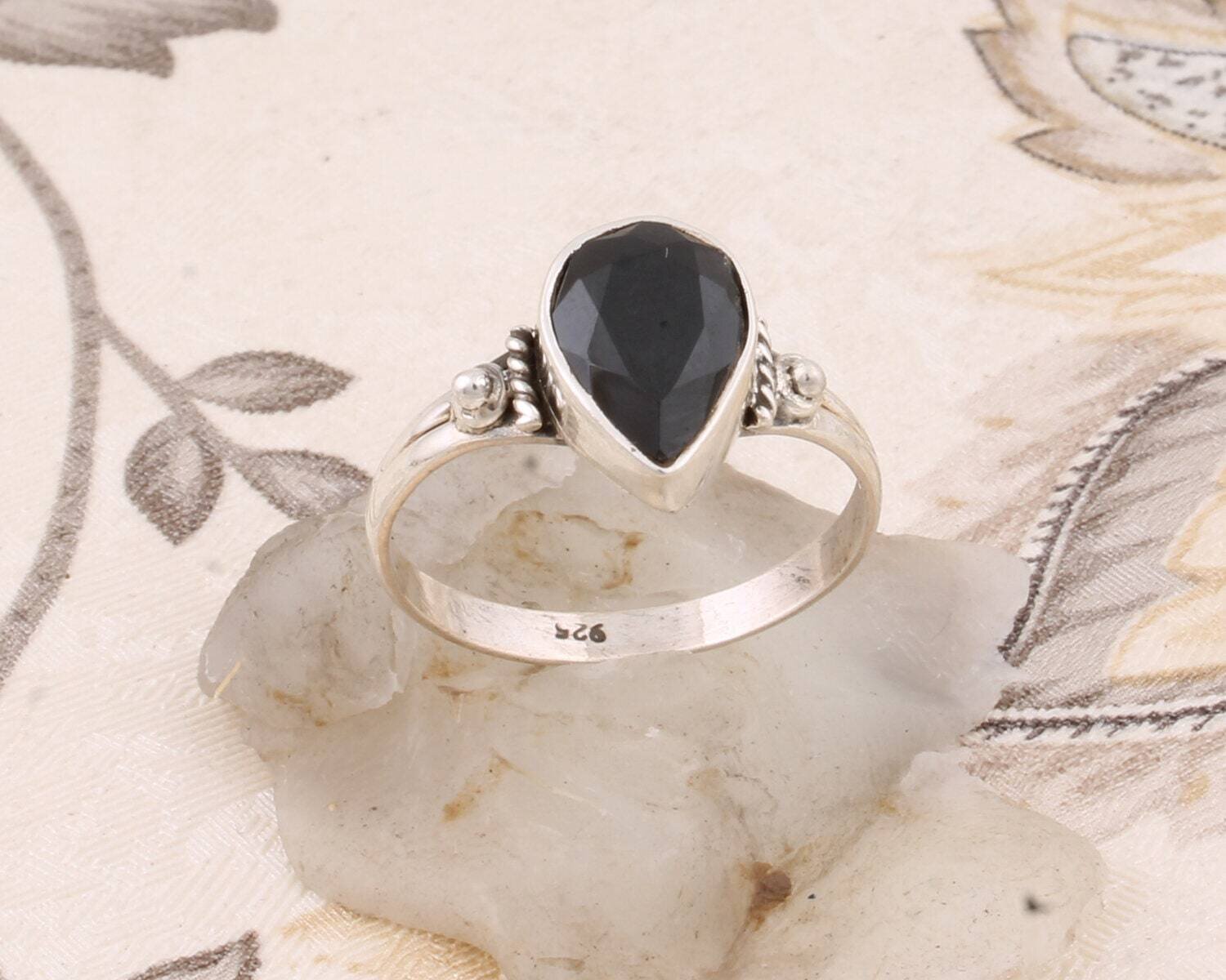 Handcrafted Ring 925-Sterling Solid Silver Ring With Natural Red Garnet Gemstone Ring Cut Transparency Stone Boho Ring Index Finger Ring