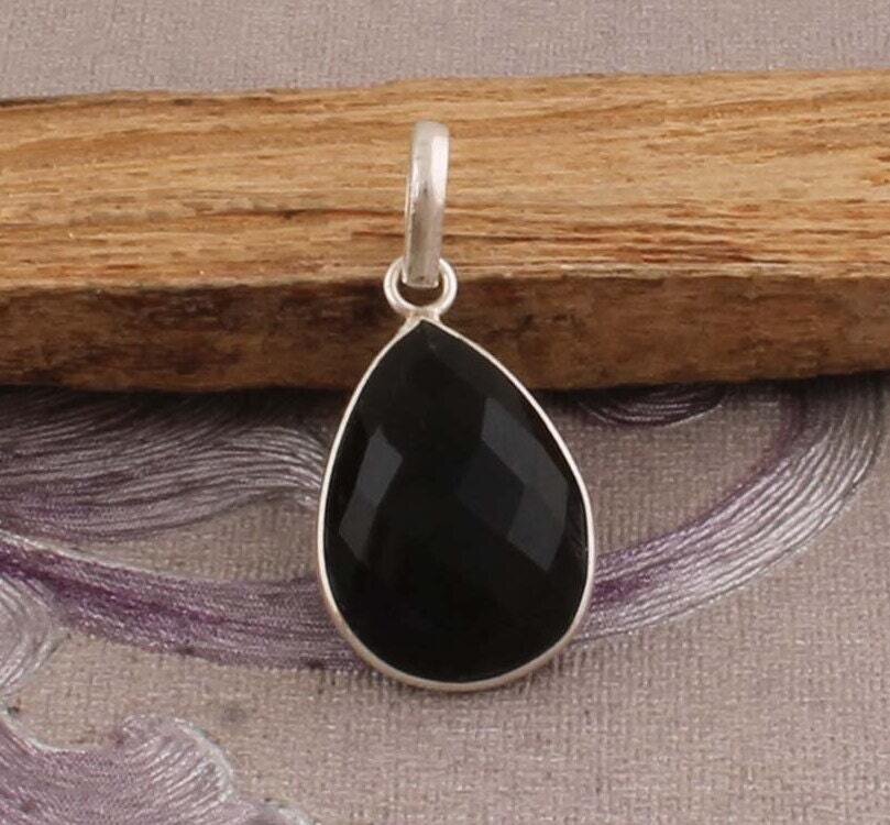 Beautiful Black Onyx Top Quality Gemstone Pendant 925-Sterling Silver Pendant,Antique Silver Pendant,Small Size Pendant, Girls Pendant