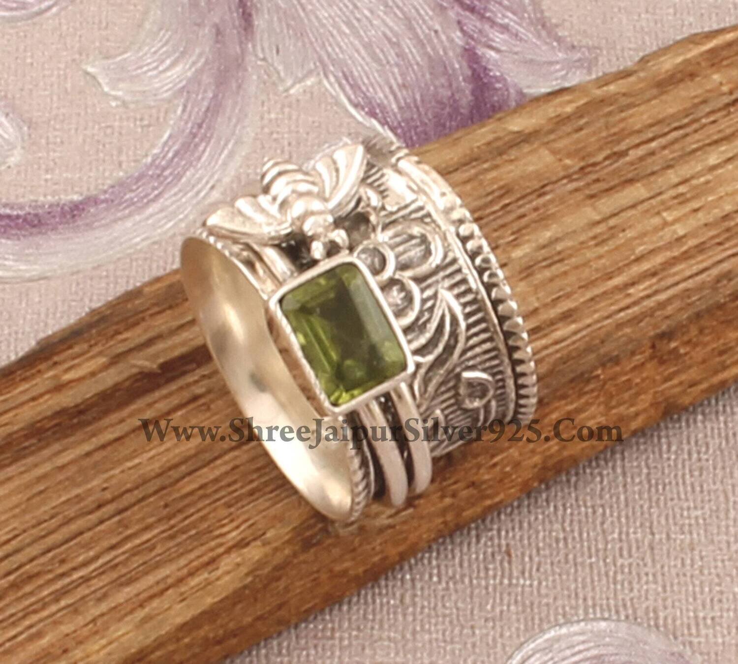 Natural Peridot Solid 925 Sterling Silver Spinner Ring For Women Handmade Silver Honey Bee Peridot November Birthstone Ring For Wedding Gift