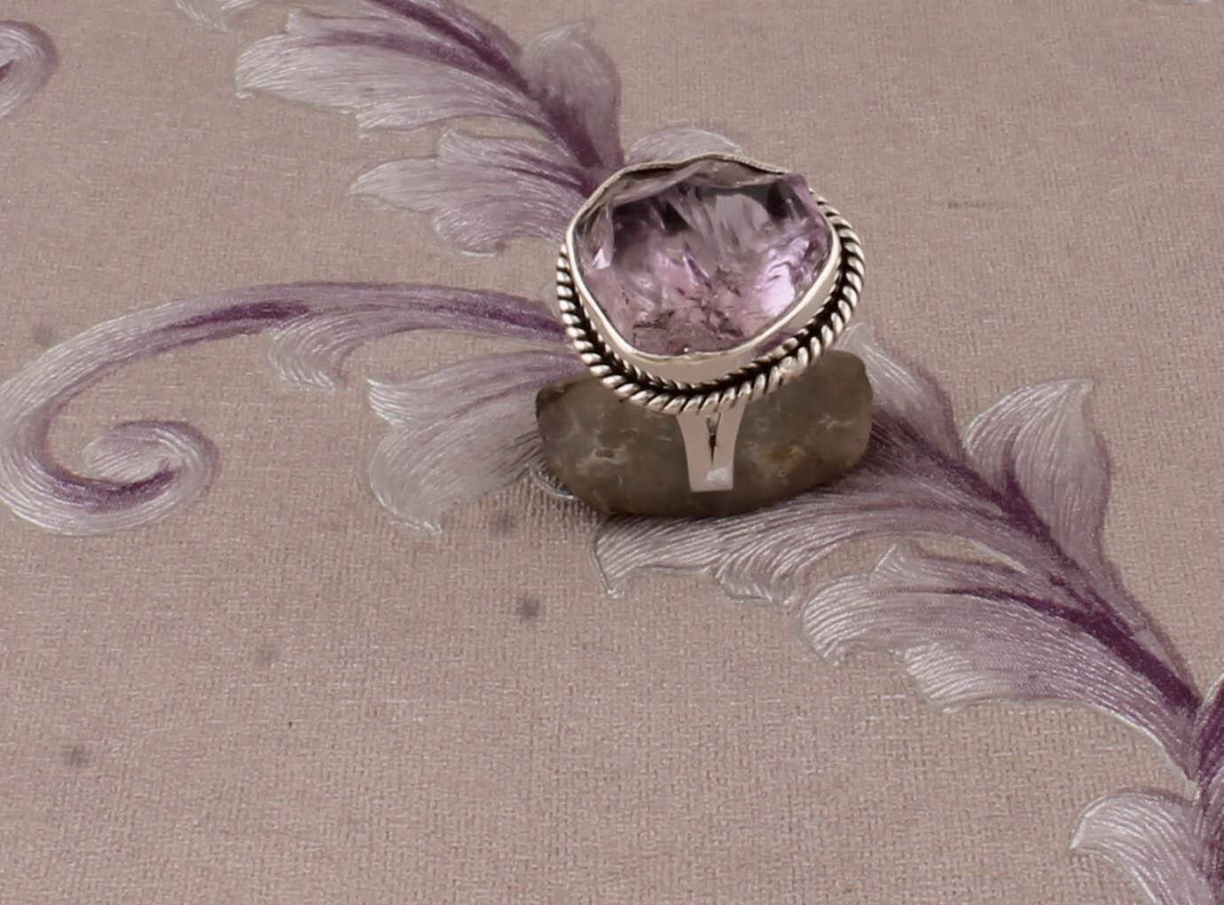 AAA+Quality Natural Amethyst Raw Gemstone Ring 925-Sterling Silver Ring,Antique Silver Ring Middle Finger Ring Gift Item Raw RingCyber2021