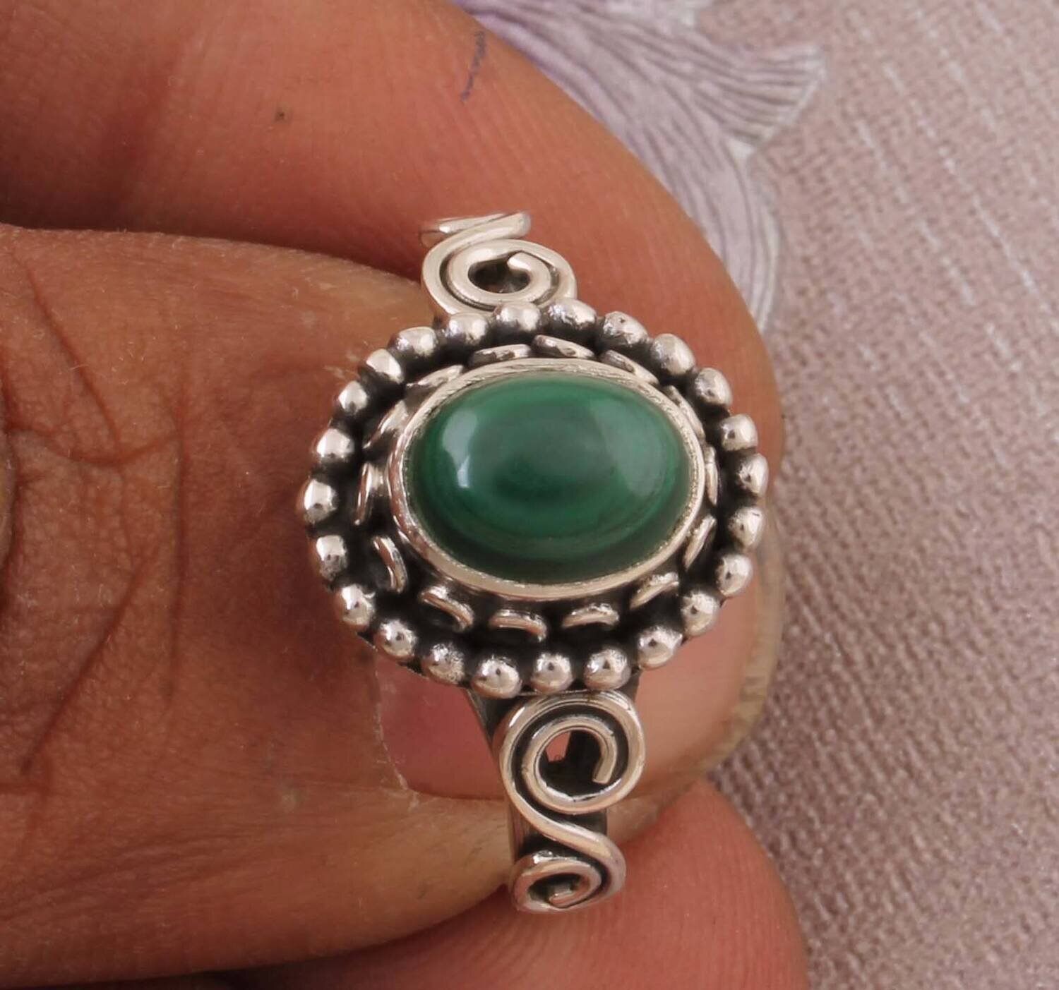 Natural Malachite AAA+Quality Gemstone Ring,Engagement Ring 925-Antique Silver Ring,Oval Stone Ring,Sterling Silver Ring,Index Finger Ring