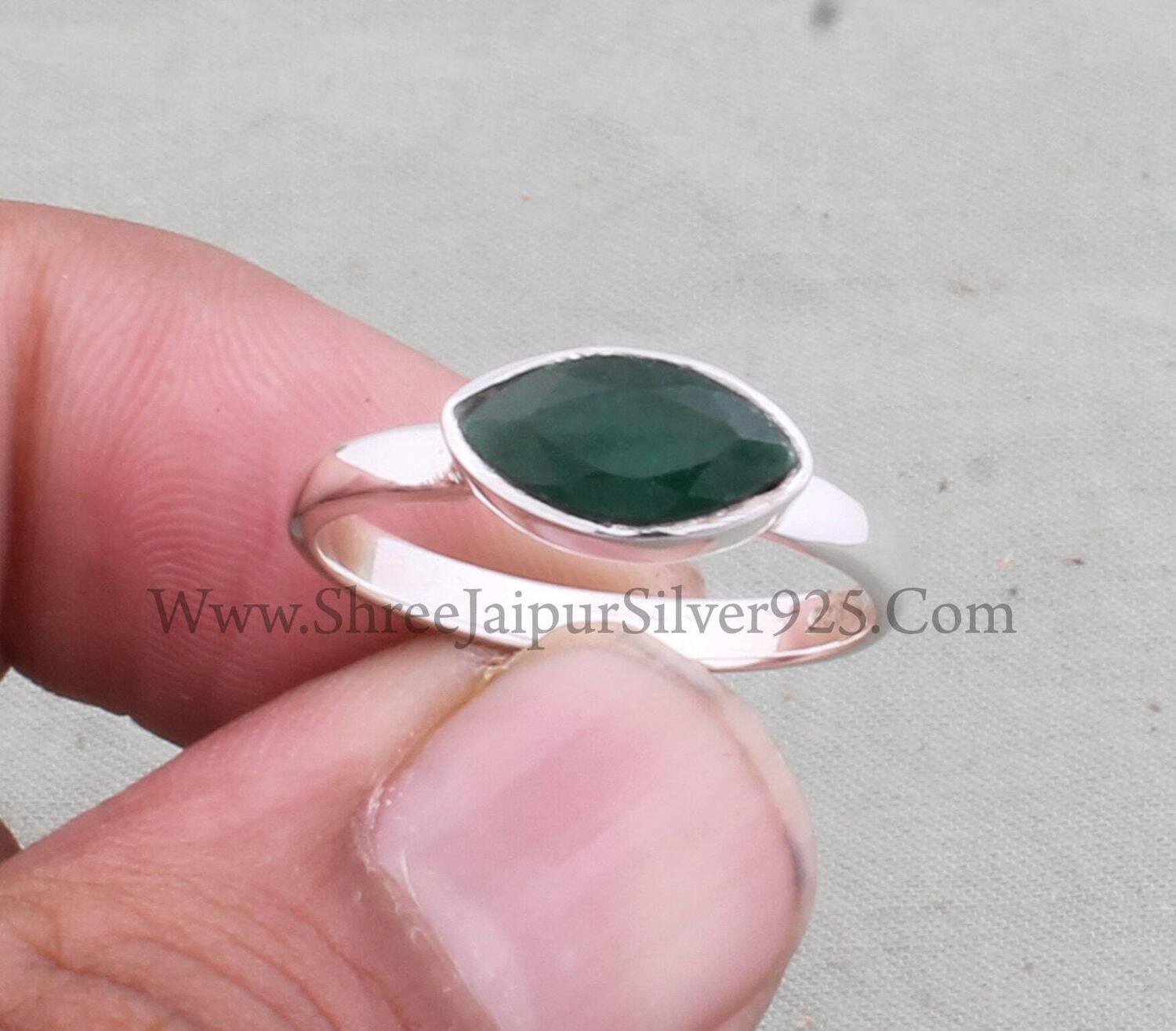 Emerald Solid 925 Sterling Silver Ring For Women, Handmade Silver Marquise Cut Stone Emerald Ring Gifts For Her Bridal Wedding Anniversary