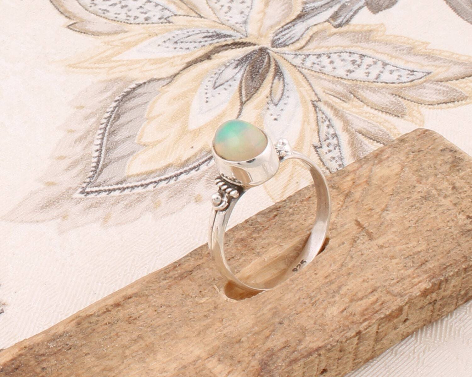 Opal 925-Sterling Silver Solid Ring Natural Opal Top Quality Gemstone Handcrafted Ring Cabochon Stone Boho Ring Middle Finger RingCyber2021