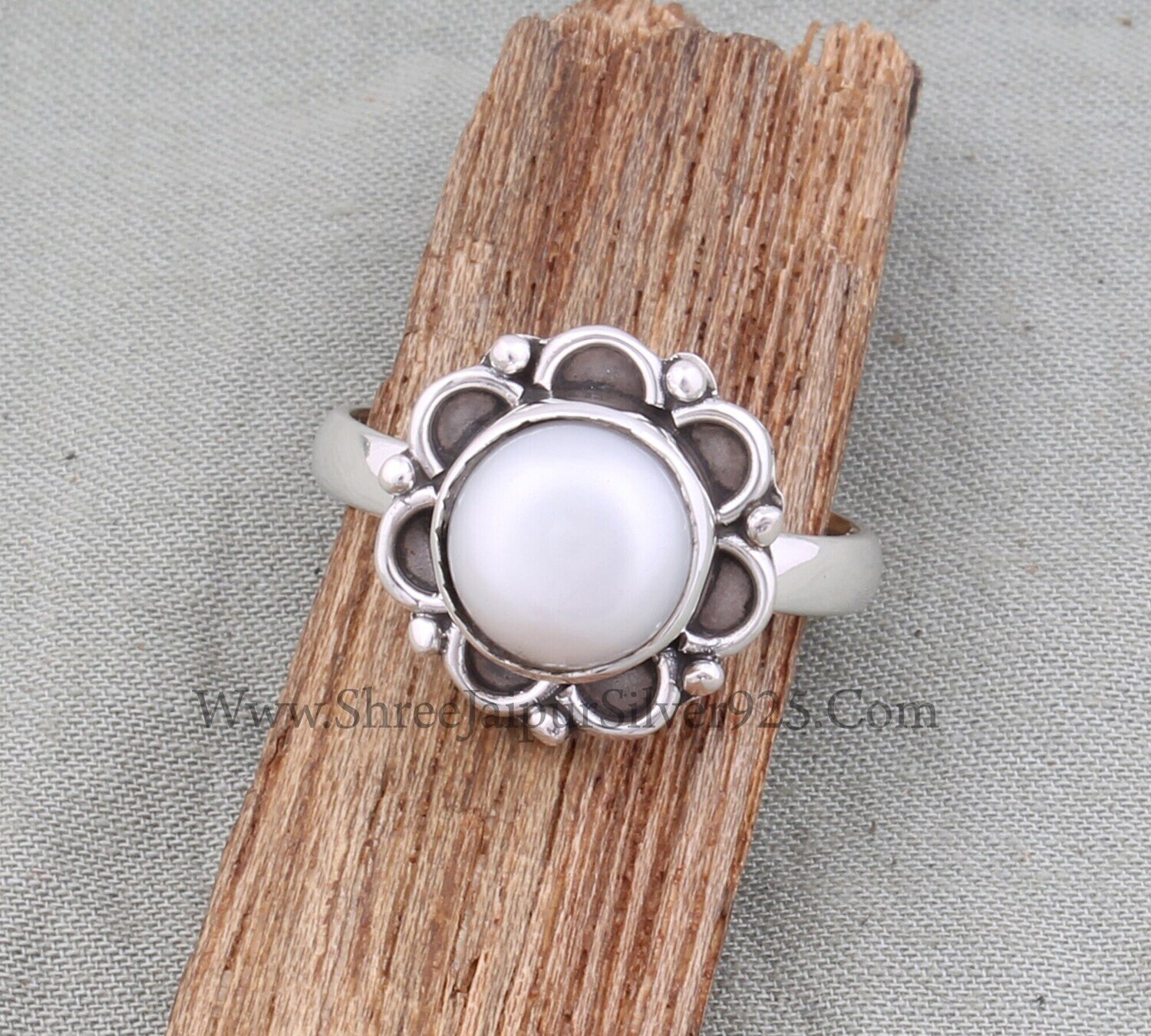 Natural Pearl Solid 925 Sterling Silver Ring For Women, Handmade Engraved Silver Flower Fancy Round Ring Gifts For Her Bridesmaid Wedding