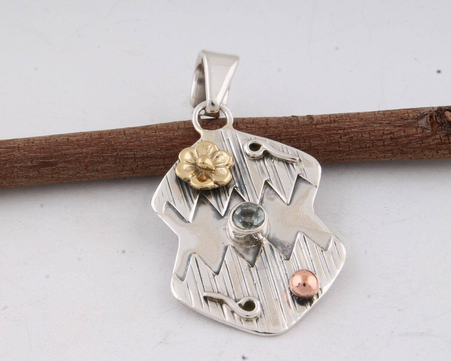 Beautiful 925 Silver Handmade Blue Topaz Gemstone Pendant- Handcraft Silver Gemstone Pendant- 925 Sterling Silver Gemstone PendantCyber2021