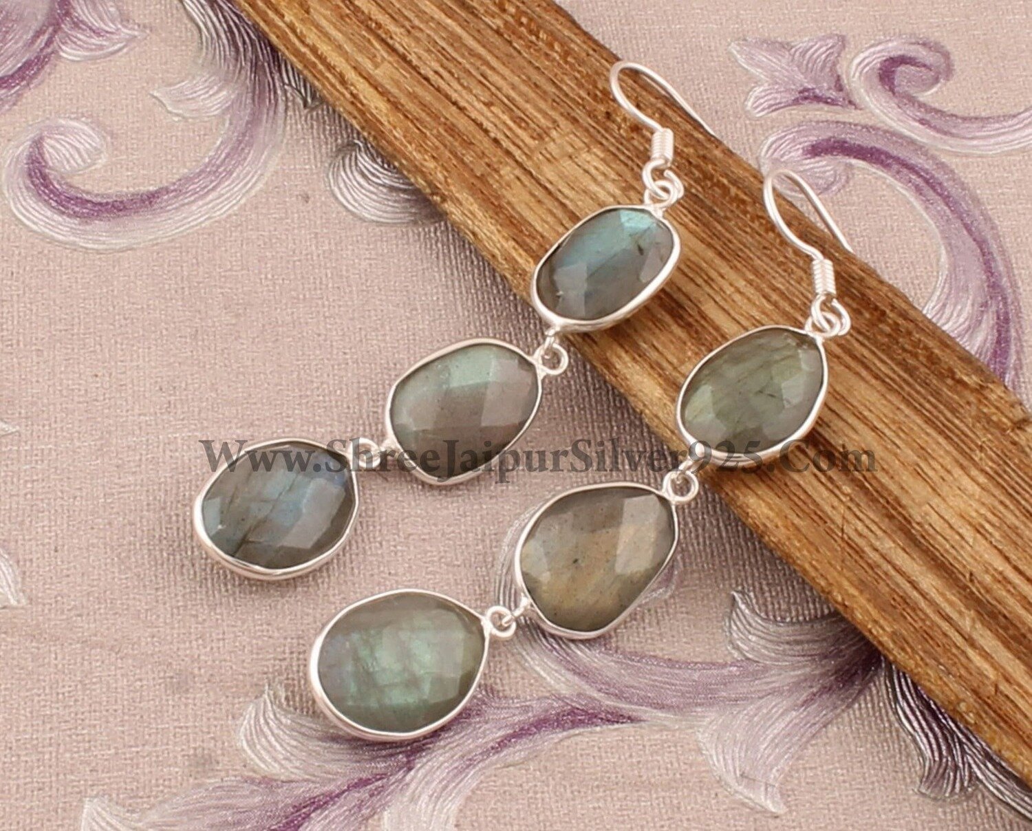 Natural Labradorite AAA+Quality Gemstone Earring Cut Fire Stone Boho Earring 925-Antique Silver Earring,Wedding Earring Gift For Her