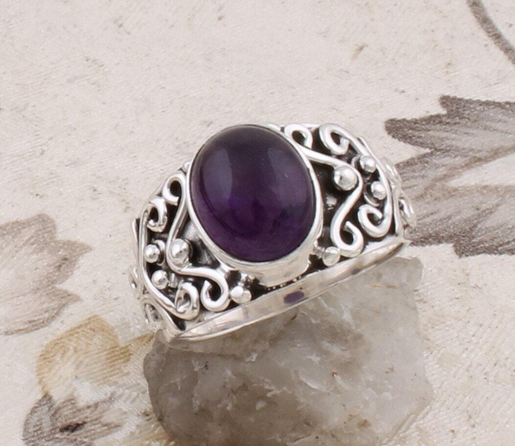 AAA+Quality Amethyst Gemstone Handcrafted Ring Cabochon Oval Shape Boho Ring 925-Antique Silver Ring Middle Finger Ring For Women Weddings Gifts Her