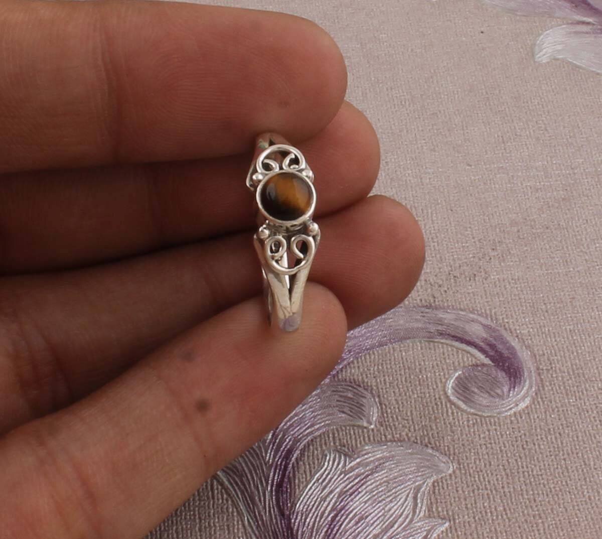 Amazing Tiger-Eye Top Quality Gemstone Ring 925-Sterling Silver Ring,Antique Silver Ring,Small Stone Ring,Ring Finger Ring, Girls Ring