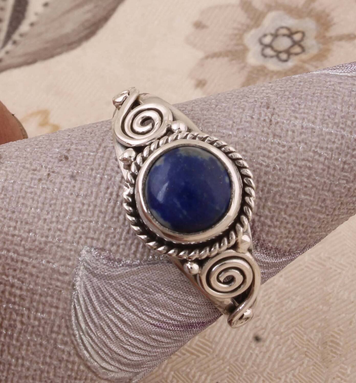 Natural Lapis AAA+Quality Gemstone Ring,Engagement Ring 925-Antique Silver Ring,Round Stone Ring,Sterling Silver Ring,Index Finger Ring