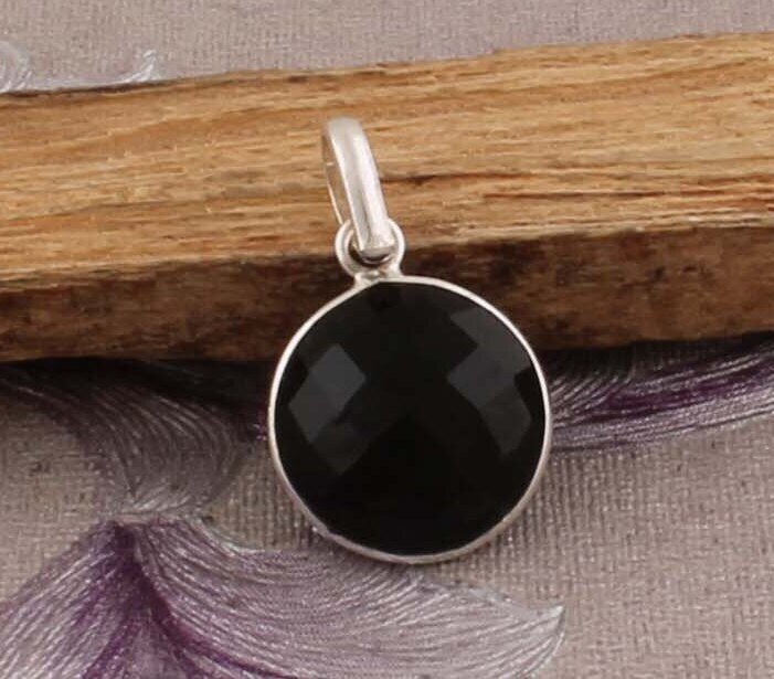 Beautiful Black Onyx Top Quality Gemstone Pendant 925-Sterling Silver Pendant,Antique Silver Pendant,Small Size Pendant, Girls Pendant
