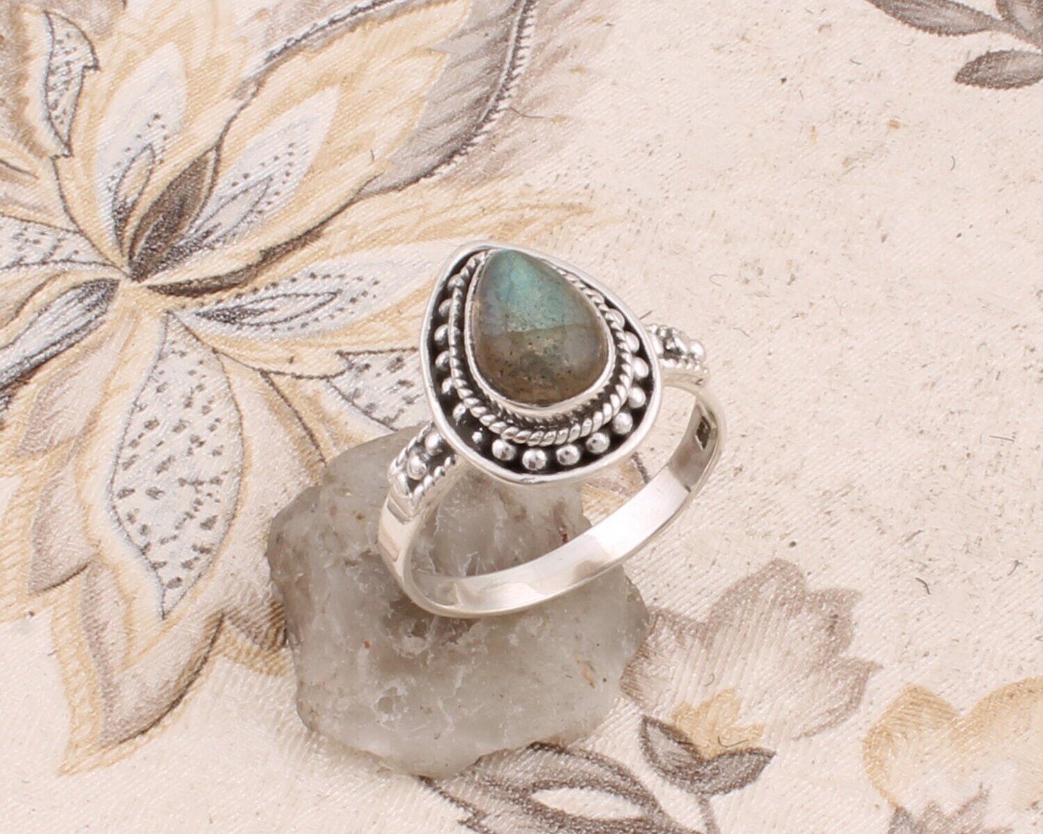 Blue Fire  Labradorite AAA+Quality Gemstone Ring Cabochon Fire Stone Boho Ring 925-Adjustable Silver Ring,Ring Finger Ring ETSY CYBER-2021