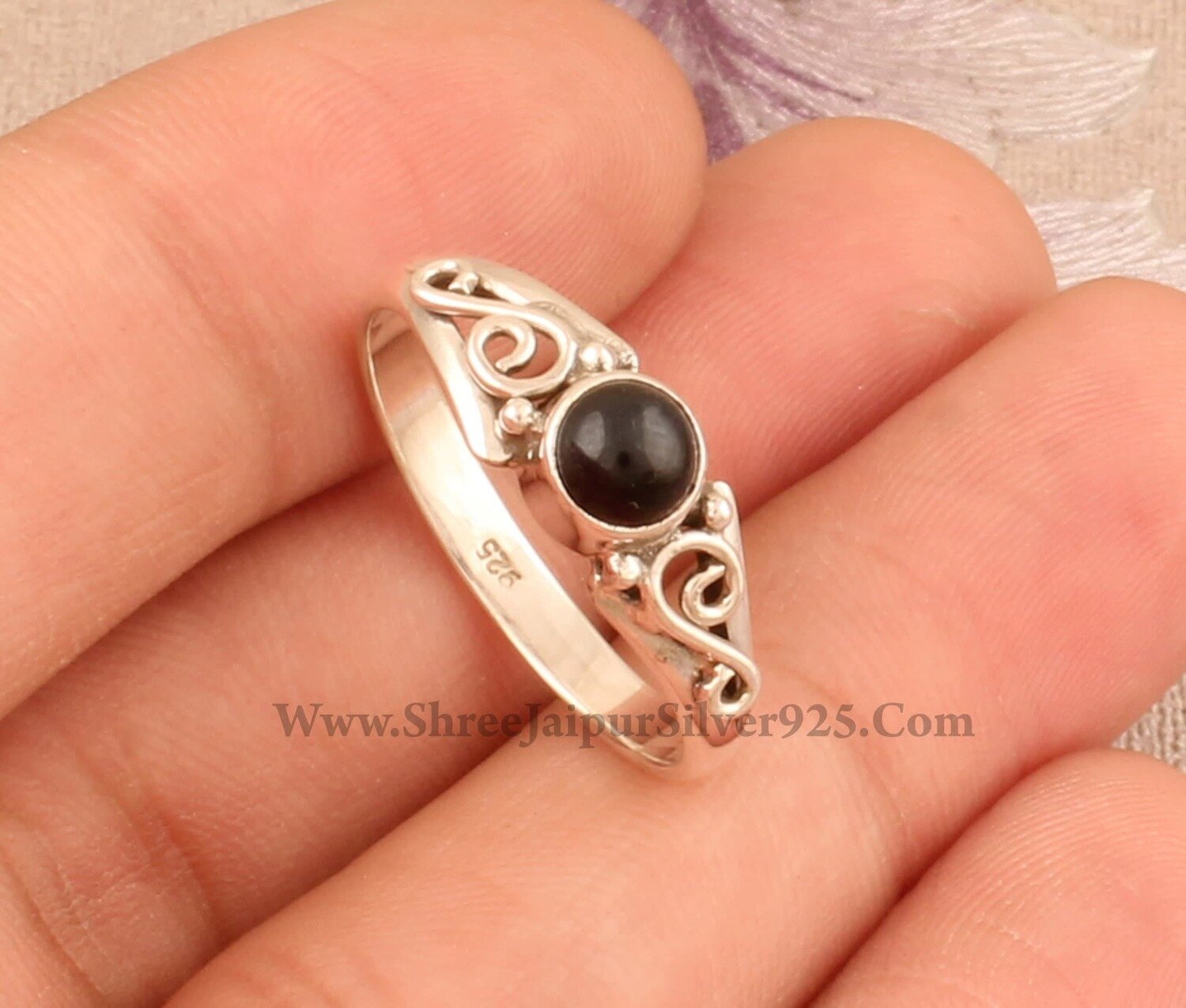 Round Black Onyx Tiny Stone Solid 925 Sterling Silver Ring For Women, Handmade Dainty Vintage Design Ring For Wedding Anniversary Gift Idea