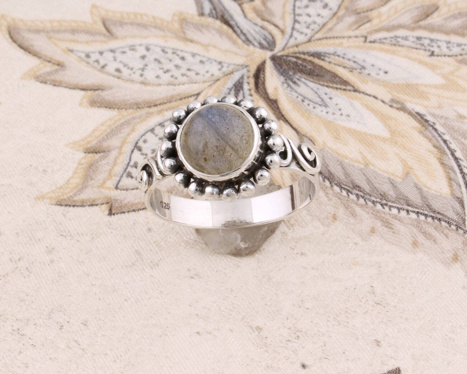 Natural Amazing Labradorite AAA+Quality Gemstone Handmade Ring Blue Fire,Transparency Stone Boho Ring 925-Antique Silver Middle Finger Ring