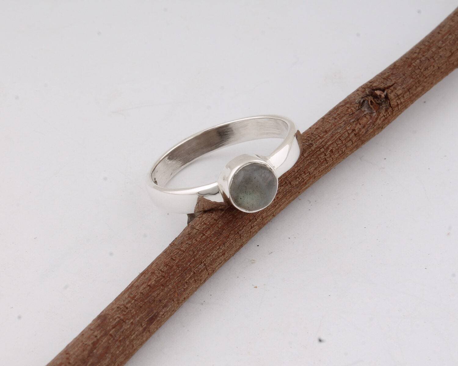 Simple Ring 925-Silver Sterling Ring Labradorite  AAA+Quality Gemstone( Middle Finger) Ring -Handmade Ring Blue Fire Stone L#- 282301-R