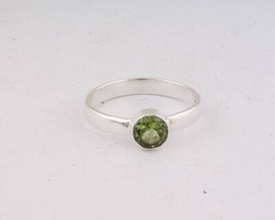 Handmade Ring 925-Silver Sterling Ring Peridot Top Quality Gemstone Simple Ring Green Color Stone And Silver Color Ring -Middle Finger Ring