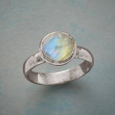 Natural Beautiful Rainbow Moonstone AAA+Quality Gemstone Handcrafted Fire Stone Boho Ring,Simple Ring Gift For You ! Ring Finger Ring
