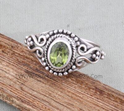 Natural Peridot Oval Cut Gemstone Solid 925 Sterling Silver Ring For Women, Handmade Solid Silver Ring For Wedding Anniversary Gifts Idea
